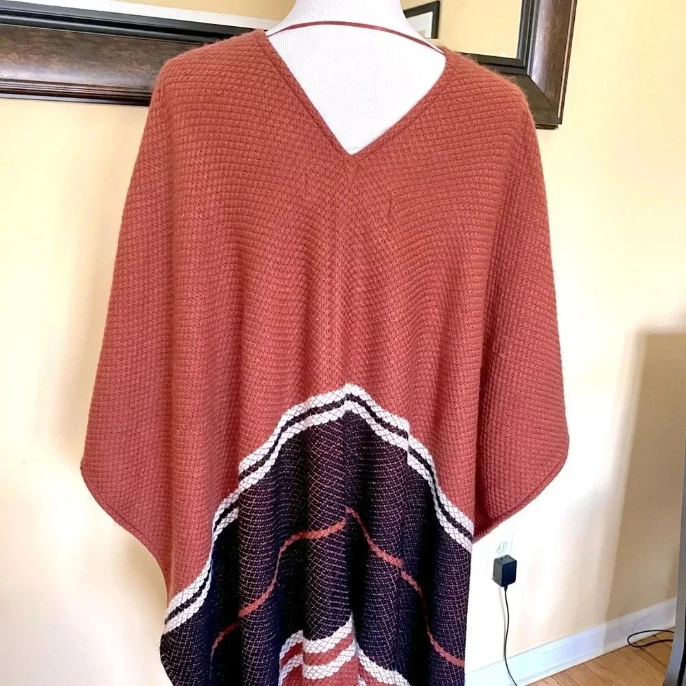 Nwt Treasure & Bond Boho Fringe Poncho Burnt Sienna One Size — image 5 of 8